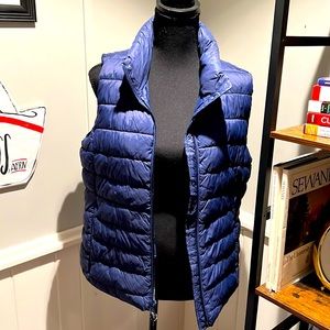 Gap Down Vest - Navy Blue